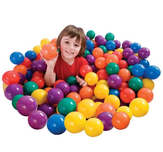 Small plastic balls store for ball pit